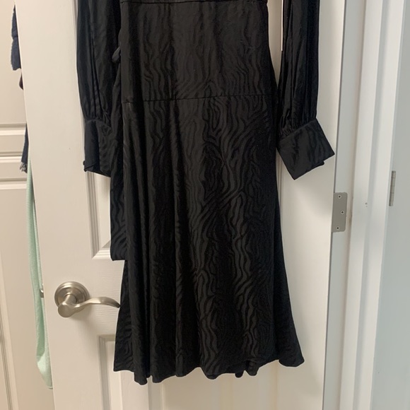 Jay Godfrey Manning Zebra-Print Puff-Sleeve Wrap Dress - Picture 3 of 3